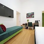 Domus Aurea Luxury Maison d'hôtes Rome