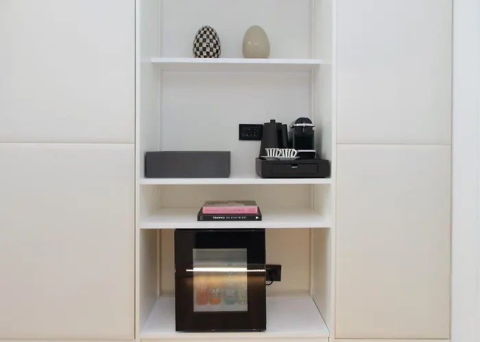 Domus Aurea Luxury בית הארחה רומא