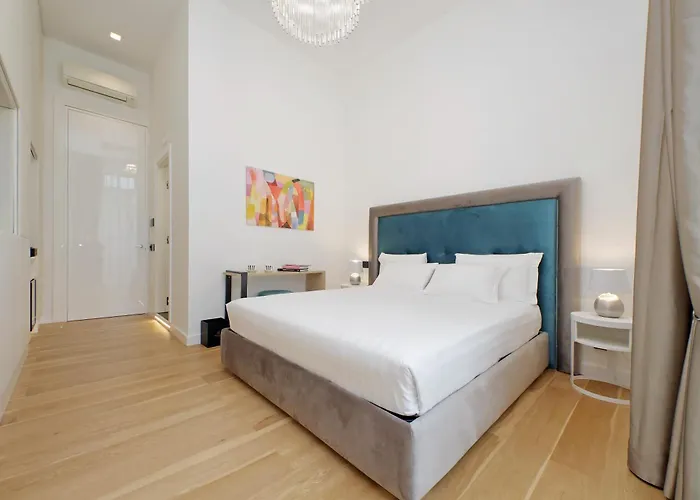 Domus Aurea Luxury בית הארחה רומא