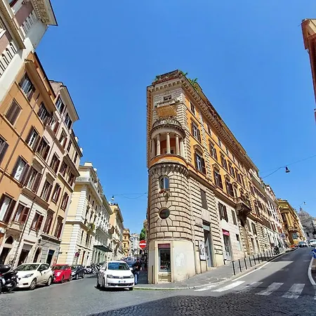 Domus Aurea Luxury Affittacamere *