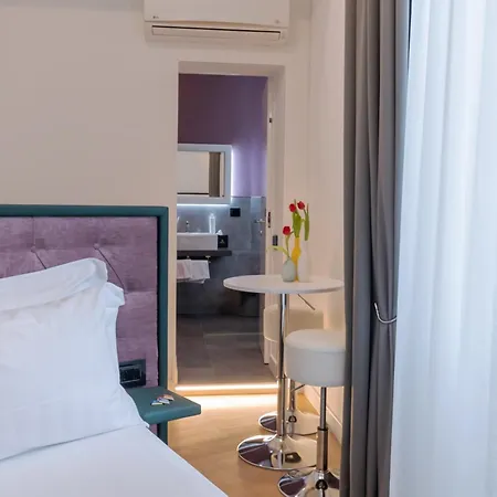 Affittacamere Domus Aurea Luxury *